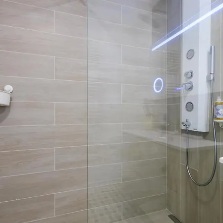 Terra Glow Algarve Brand New 1br W Private Garage Apartament